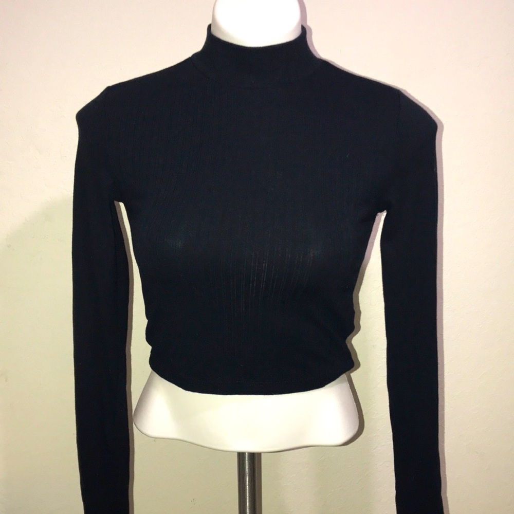 Forever 21 long sleeve crop top
